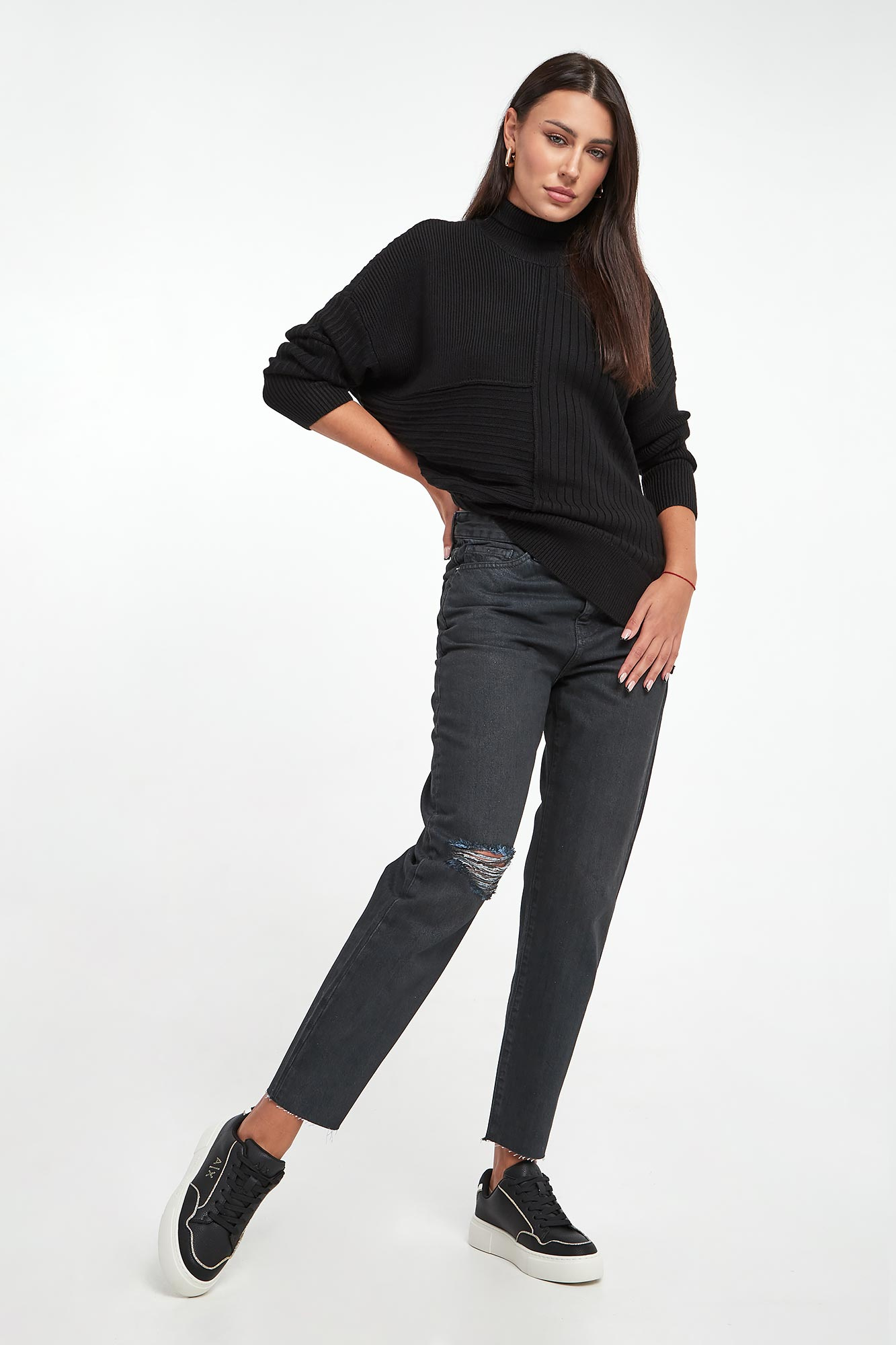 Jeansy damskie ARMANI EXCHANGE Czarny Mom