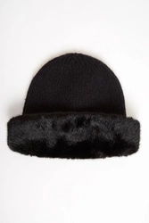 Czapka damska z futerkiem LIU JO