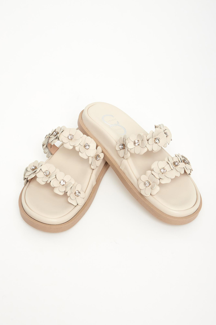Klapki damskie skórzane CESARE CASADEI