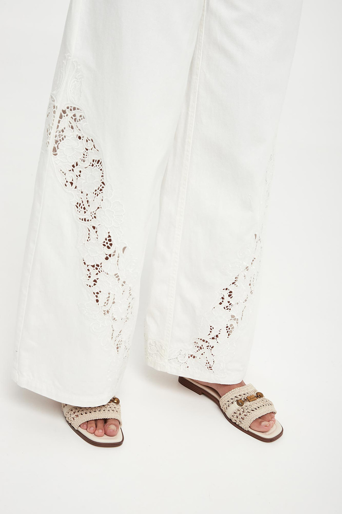Jeansy damskie z haftem TWINSET