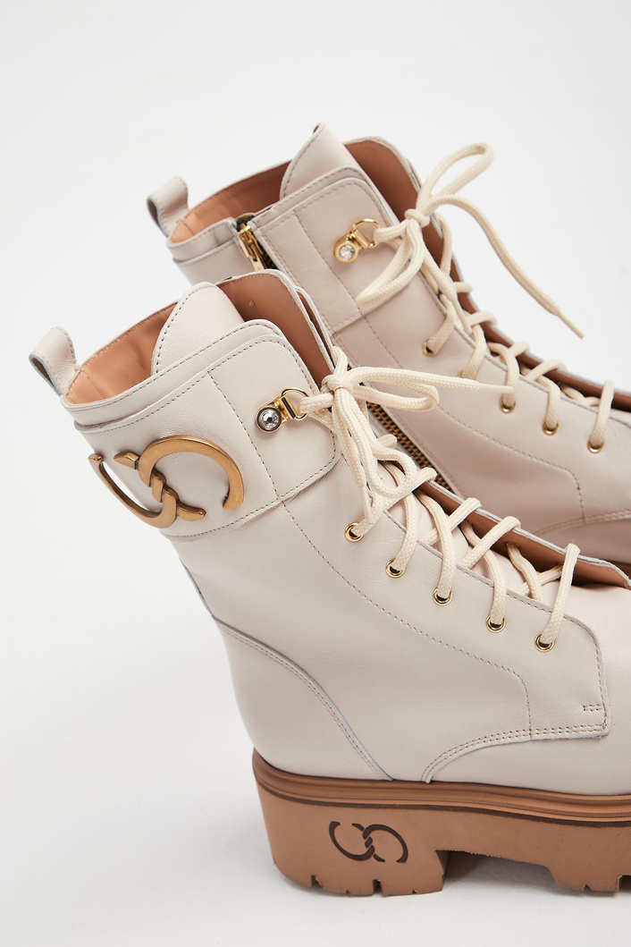 Trapery damskie skórzane CESARE CASADEI