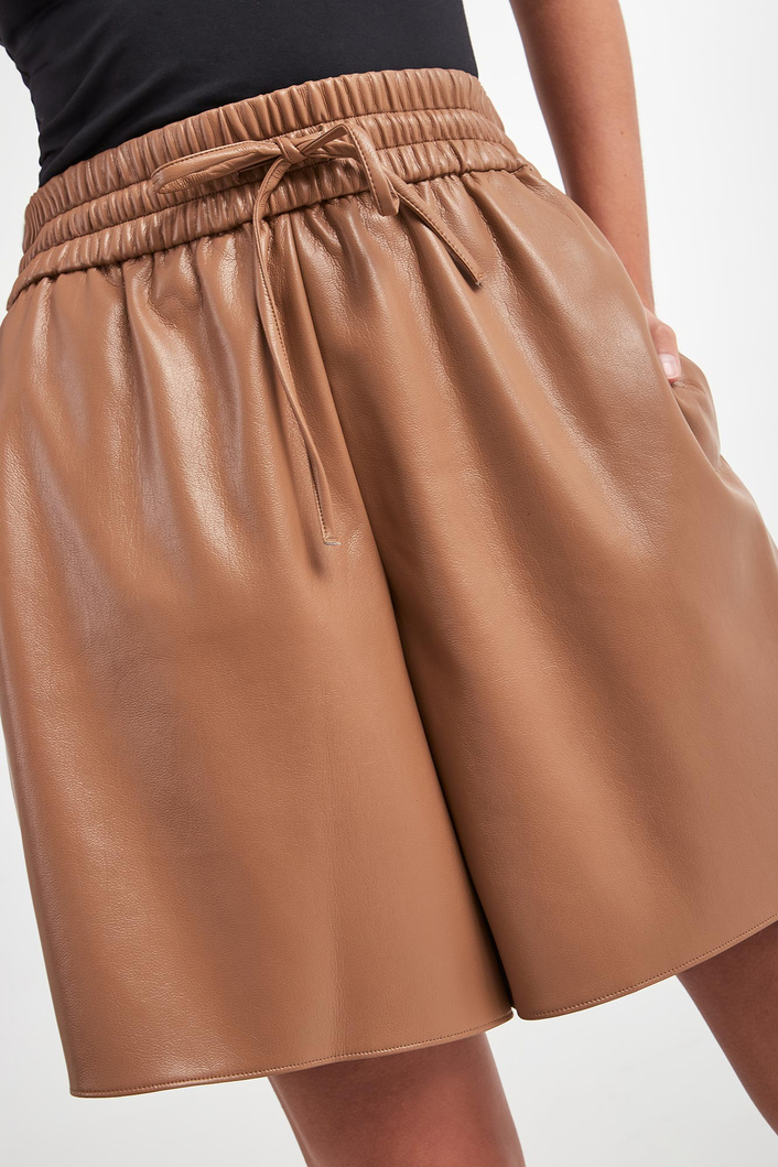 Spodenki damskie z ekoskóry Piera WEEKEND MAX MARA