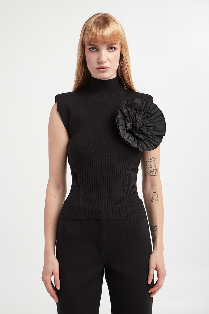 Top damski z kwiatem TWINSET ACTITUDE