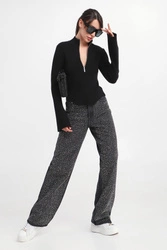 Jeansy damskie z cyrkoniami GESTUZ