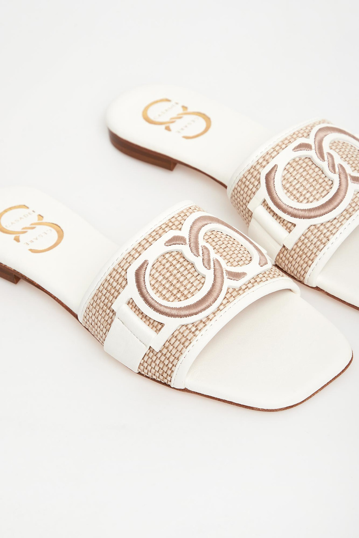 Klapki damskie skórzane CESARE CASADEI