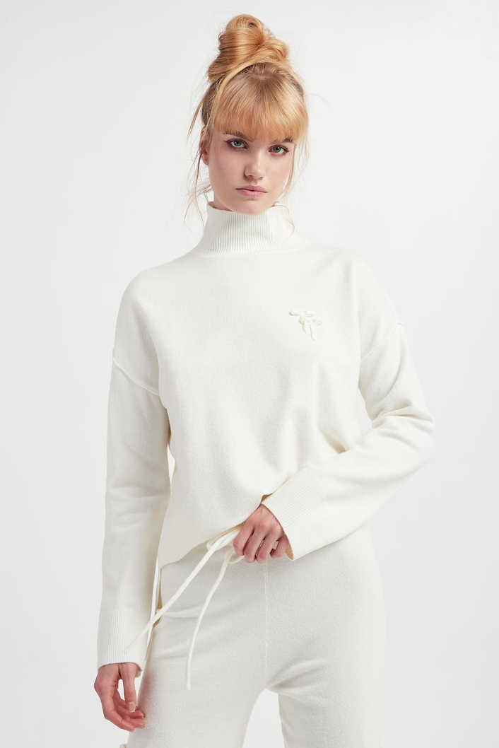 Sweter damski z golfem TWINSET U&B
