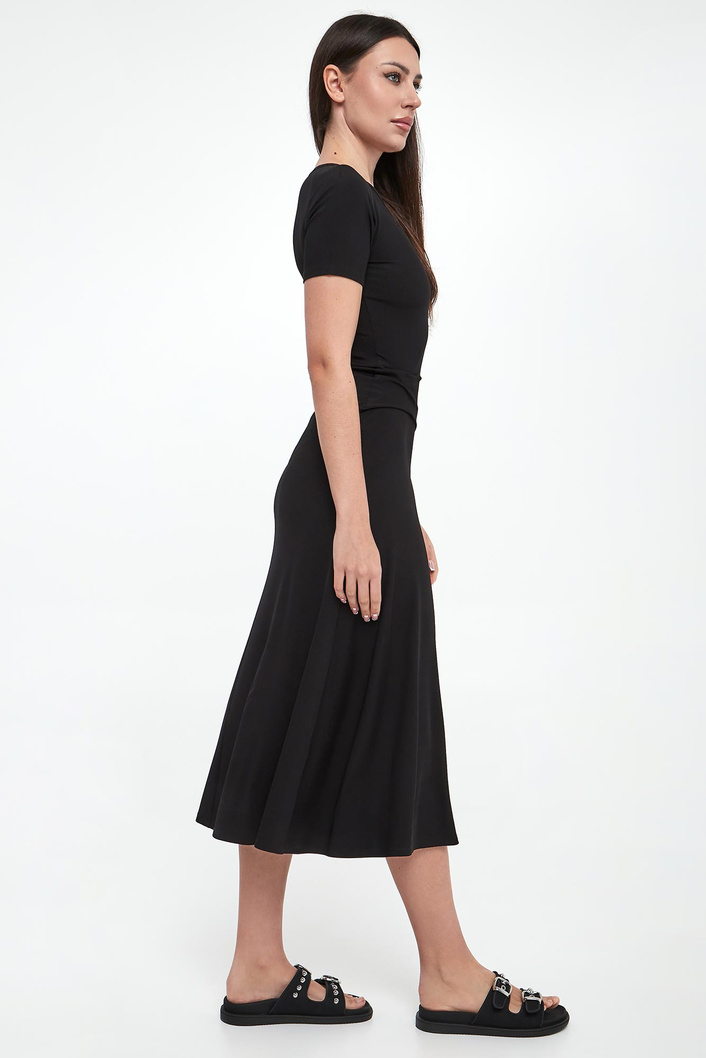 Sukienka z marszczeniem Norois MARELLA MONOCHROME