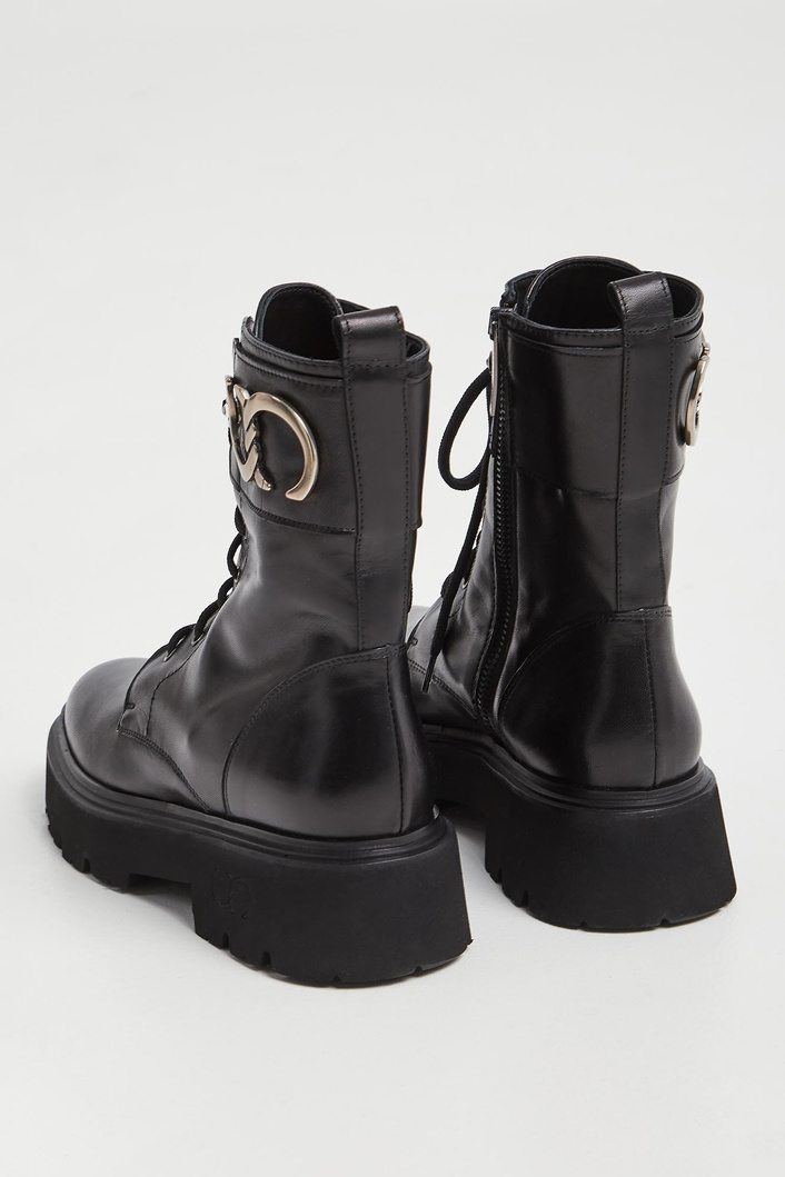 Trapery damskie skórzane CESARE CASADEI