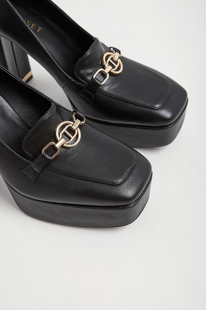 Półbuty damskie na obcasie TWINSET