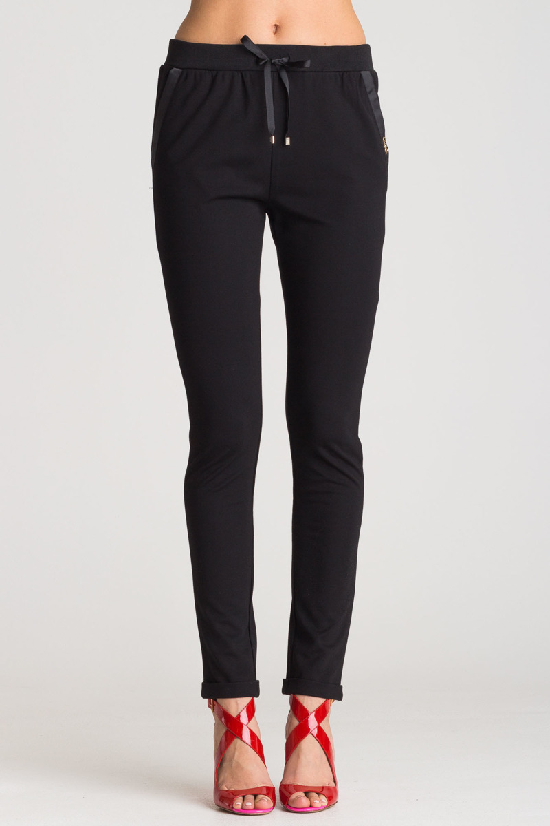 Czarne damskie spodnie dresowe Marki Premium w sklepie