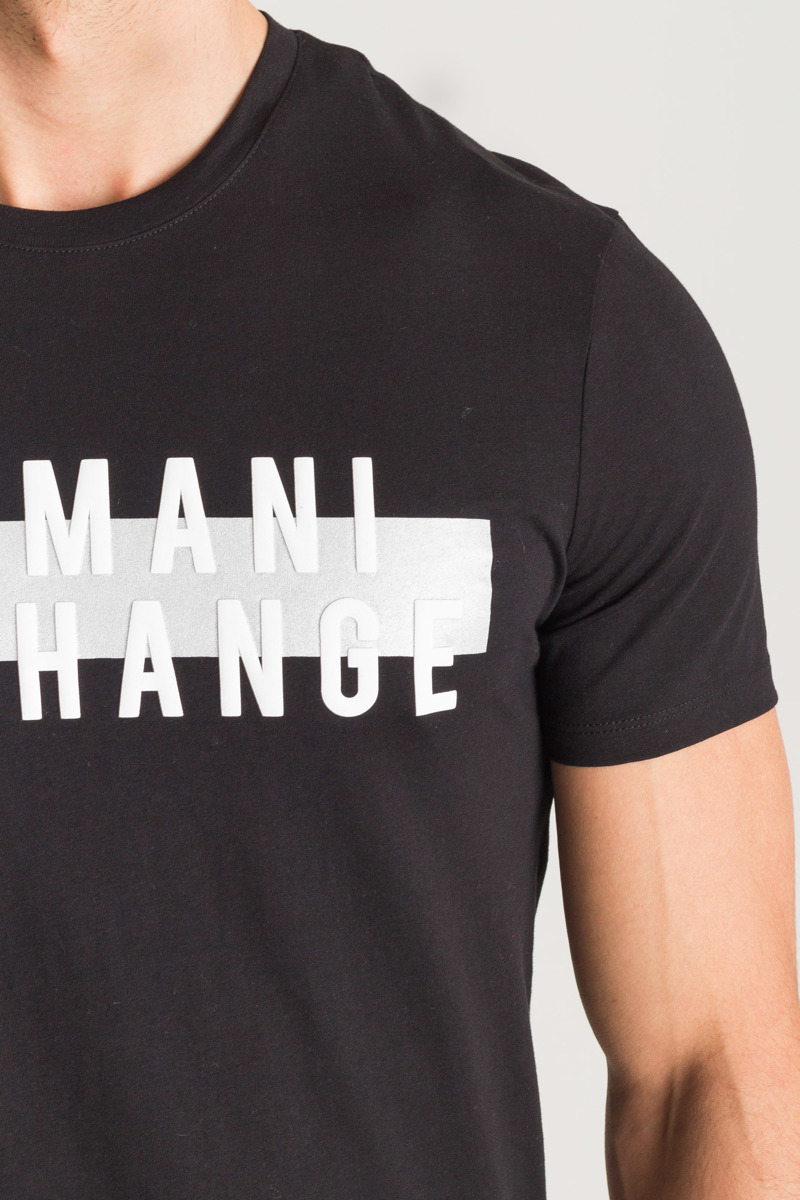 Czarny t-shirt Armani Exchange z nadrukiem