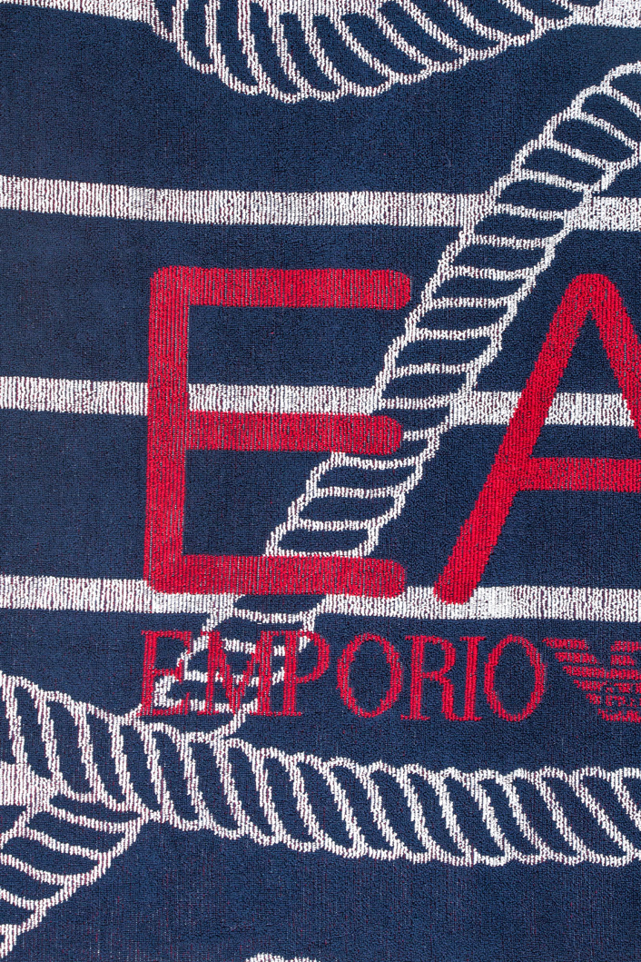 Granatowy ręcznik EA7 z motywem marynistycznym